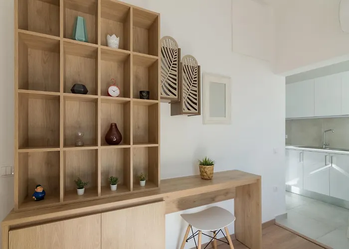 Parliament Sq Studio Apt
